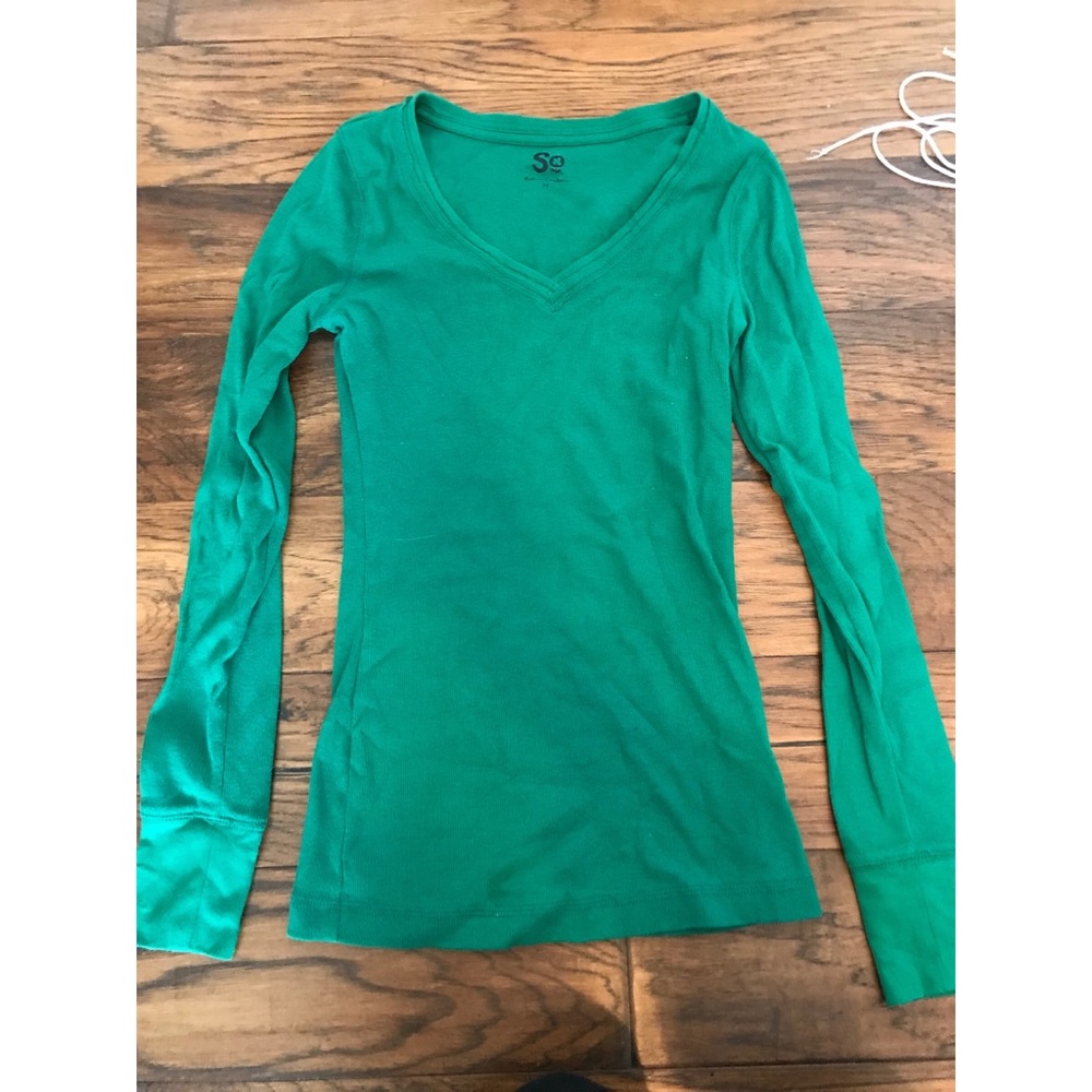 Long green T-shirt